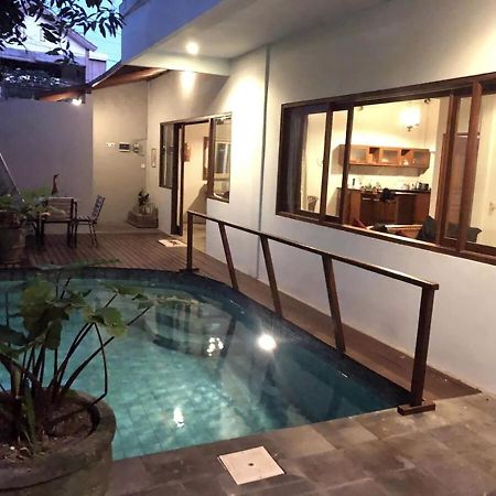 Shishi Bali Villa เซมินยัค ภายนอก รูปภาพ