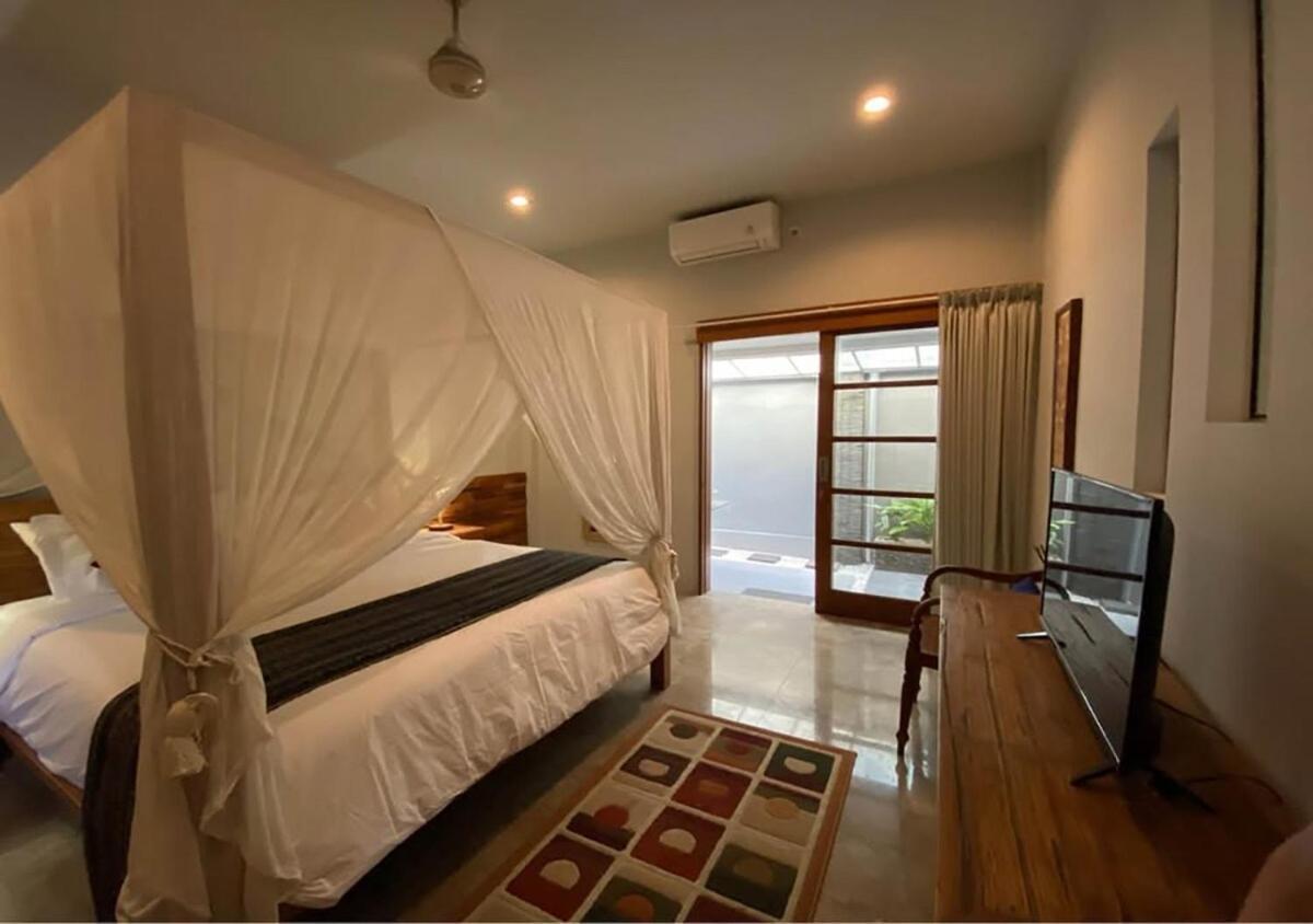 Shishi Bali Villa เซมินยัค ภายนอก รูปภาพ